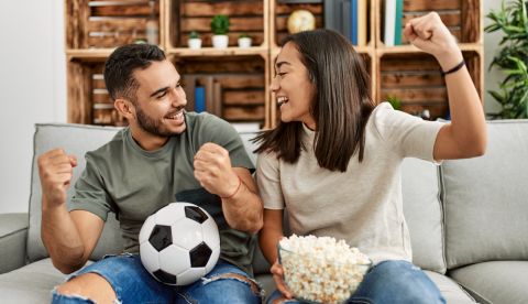 نصائح للمتزوجين عند مشاهدة مباريات كأس العرب فيفا 2025 