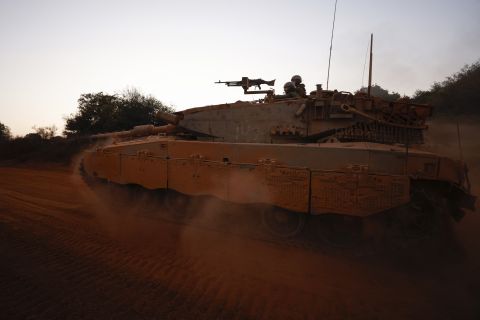 Israeli tank opens fire on UN peacekeepers