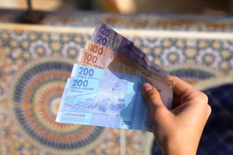 خسارة مفاجئة لسعر صرف الدرهم المغربي 