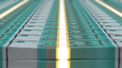 مليارات في طريقها إلى مصر