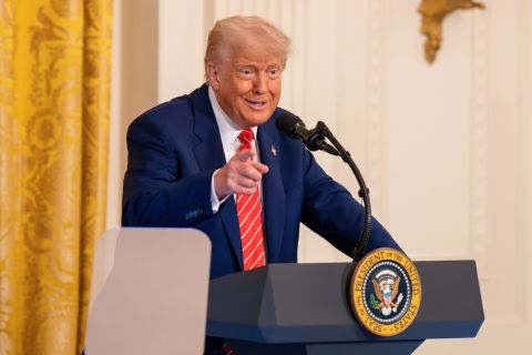  فيديو ساخر: دفتر يوميات ترامب  