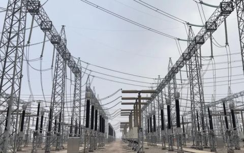 تحمل وقوداً مهرباً.. إيران تحتجز ناقلة نفط أجنبية