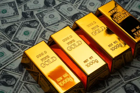 الذهب يقفز قبيل قرار أسعار الفائدة