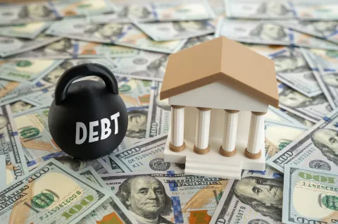 الدين العالمي يقترب من تريليونات الدولارات