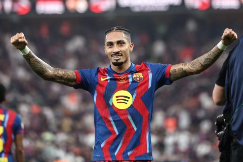 رافينيا: فليك أنقذ مسيرتي مع برشلونة