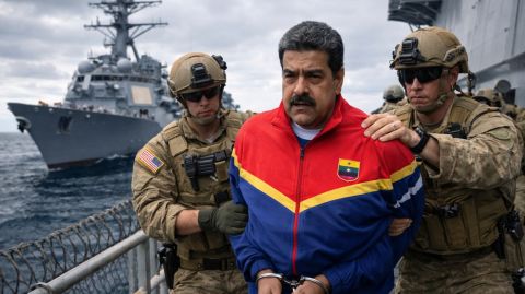 بالفيديو: جنود يحتفلون برأس السنة بإطلاق النار على مدنيين غزة