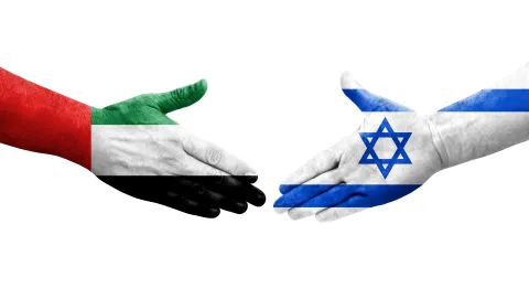 مالك مطاعم سوشي يدفع مبلغاً كارثي لشراء سمكة عملاقة
