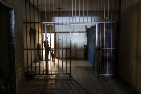 فيديو: الإفراج عن 126 قاصراً من