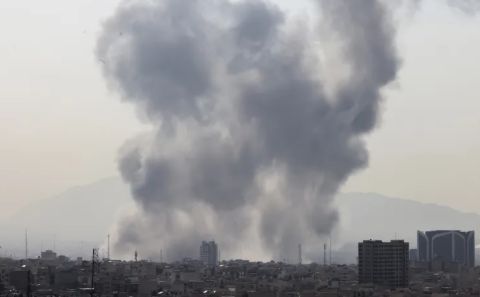 هجوم أميركي إسرائيلي على إيران.. وطهران تتوعد