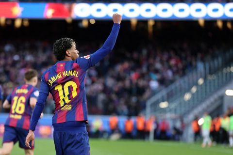 نجم برشلونة لامين يامال: هدفي الفوز بكأس العالم مع إسبانيا