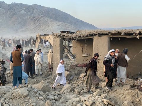 Pakistan carries out airstrike in Afghanistan, 17 killed