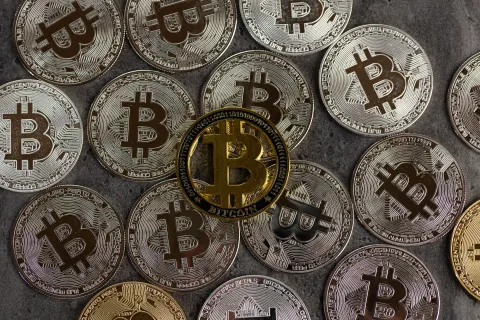  1.7 مليار دعماً لإيران من منصة العملات الرقمية