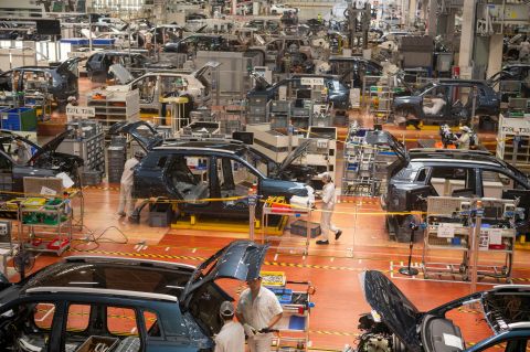 بولندا تمنع دخول المركبات الصينية الى المنشآت العسكرية