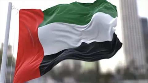 الإمارات: نتعامل مع استهداف قاعدة السلام العسكرية