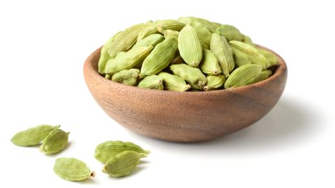 الهيل… سر الصحة والجمال من الطبيعة