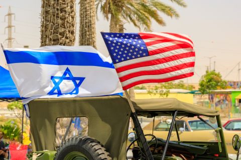 جسر جوي أميركي لتعويض نقص الذخائر لدى إسرائيل