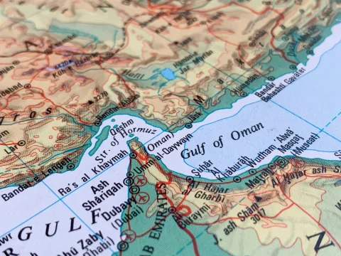 إيران: السماح لدولتين فقط 