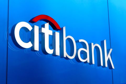 سيتي بنك يغلق معظم فروعه بالإمارات بسبب الحرب على إيران