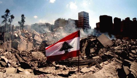 الكويت تعلن تعاملها مع هجمات مسيرات استهدفت منشآت حيوية