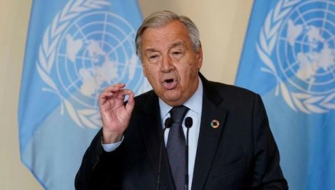 سقوط شظايا صاروخية قرب بيت شيمش في إسرائيل.. والطوارئ تهرع للمكان