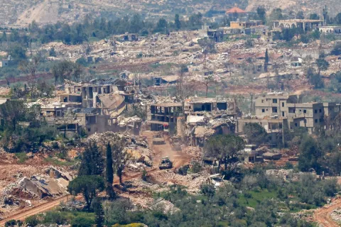 Israeli strikes kill 10 in southern Lebanon, including three rescue workers