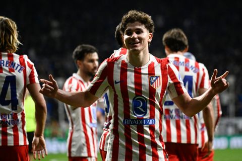 رغبة حاسمة: جوليان ألفاريز يرفض عروض أوروبا من أجل برشلونة