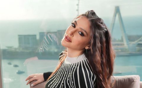 الفنانة أحلام الشامسي تُفاجئ الجمهور بقرار تبنّي طفلة.. ما القصة؟