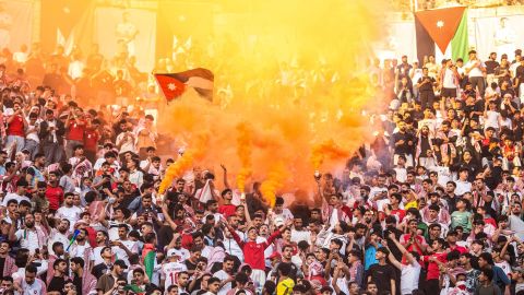 مباشر من الأردن: الأمير فيصل في مقدمة المستقبلين.. احتفاء مهيب ببعثة النشامى بعد مونديال 2026
