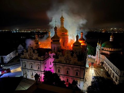 Video: Missile hits Kyiv Pechersk Lavra monastery, Russia denies attack