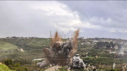 حرب الأنفاق تعود.. إسرائيل تواجه نسخة لبنانية أشد غموضاً من غزة