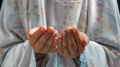 دعاء لأبي المتوفي بعد مرور شهر 