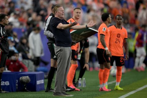 كأس العالم 2026 يطيح بـ 14 مدرباً من مناصبهم