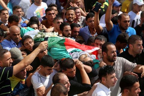 مجزرة جديدة في غزة.. الاحتلال الإسرائيلي يقصف مناطق مكتظة بالنازحين