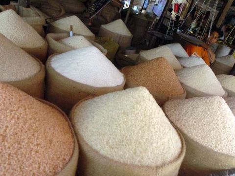 Rage over rice prices: Saudi consumers accuse traders of monopolizing market