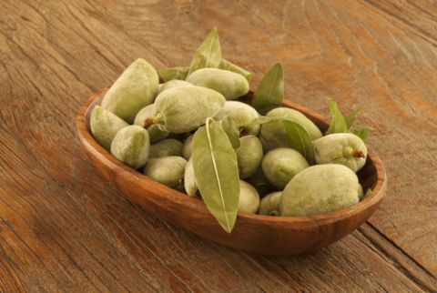 فوائد اللوز الأخضر: جميع الأسباب المشجعة على تناوله!