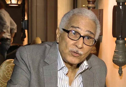 لعنة كورونا تطارد عبدالرحمن أبو زهرة.. ونجله يصرِّح 