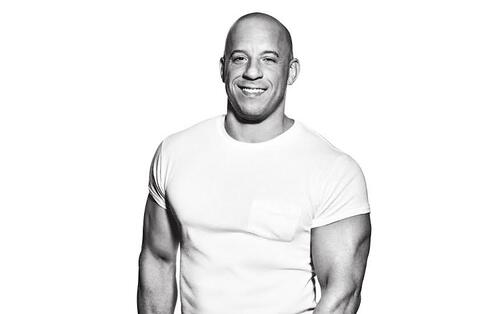 فيديو: فان ديزل بملابس الإحرام.. فهل أعلن إسلامه؟