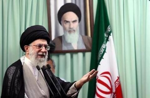 Ayatollah Ali Khamenei : Iran will not give in to