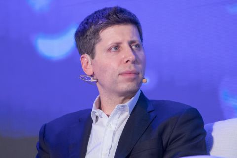 Who will replace ousted Altman as OpenAI CEO?