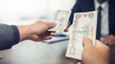 Public warning against currency scams in UAE