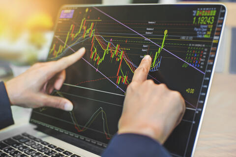 Is Forex a Sustainable Mean of Income During COVID-19?