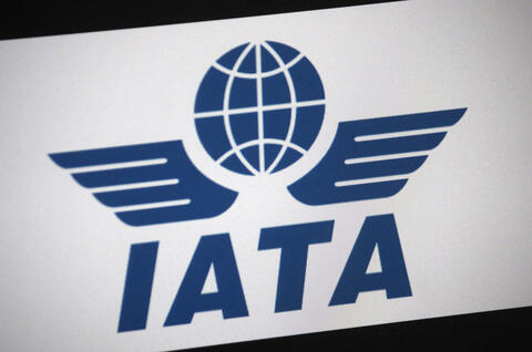 IATA Urges Countries to Allow Travel for the Tested, Vaccinated