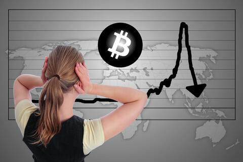 Crypto News Recap: Bitcoin Remains Above $50K, First NFT Sold in Arab World