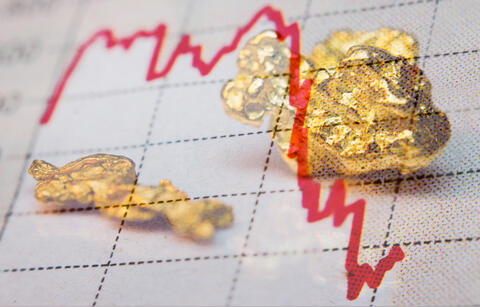 أسعار الذهب اليوم في الإمارات ينخفض عن 1,800 دولار، وعيار 24 يصل 217.25 درهم