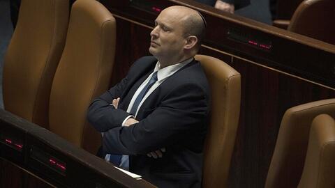 حكومة بينيت في مهب الريح بعد انشقاق نائبة عربية عن الائتلاف الحاكم