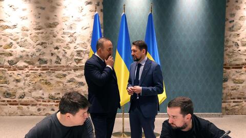 محادثات اسطنبول.. كييف ترى تقدما يتيح عقد لقاء بين بوتين وزيلينسكي