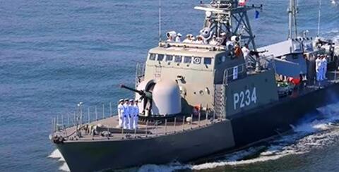 ايران تعلن احتجاز ناقلة نفط في خليج عمان