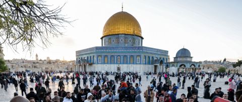 اقتحامات للاقصى وسط دعوات لشد الرحال الى المسجد لافشال 