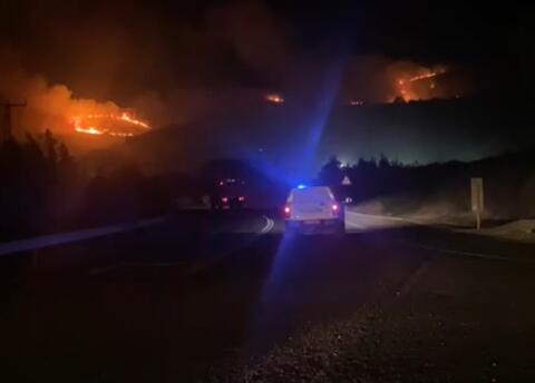 حرائق خارج السيطرة في اسرائيل جراء صواريخ لبنان (فيديو)