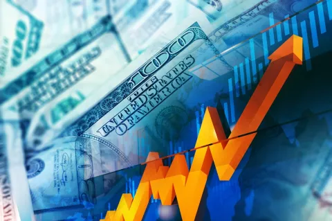 الدولار يحتفظ بمكاسبه مدفوعًا بتفاؤلات تعافي الولايات المتحدة من كورونا